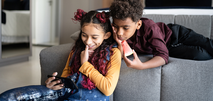 Is there a right age for social media