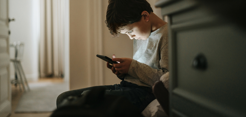 spotting the signs of internet addiction