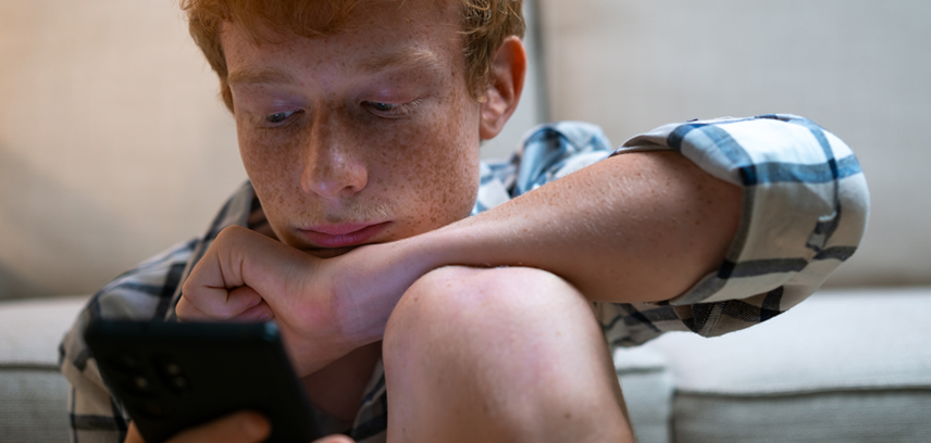 How social media therapy affects teenagers