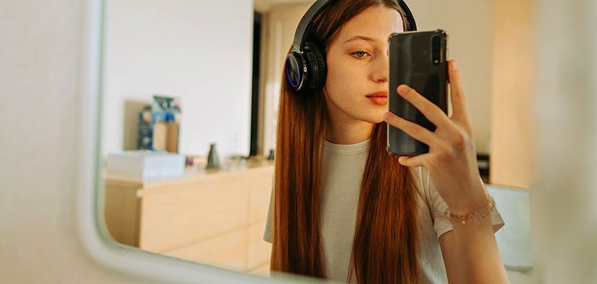 helping teens take safe selfies