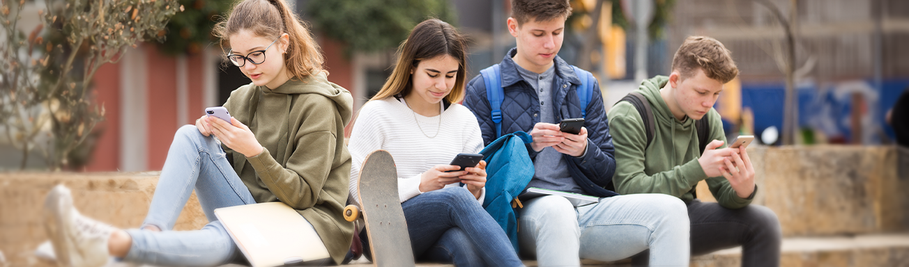 spotting the signs of being chronically online