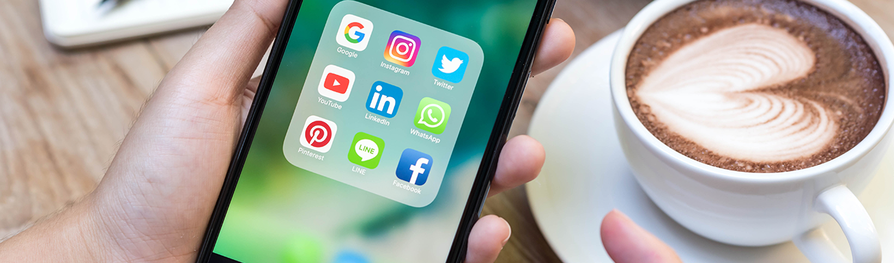 does my high school student need a linkedin profile